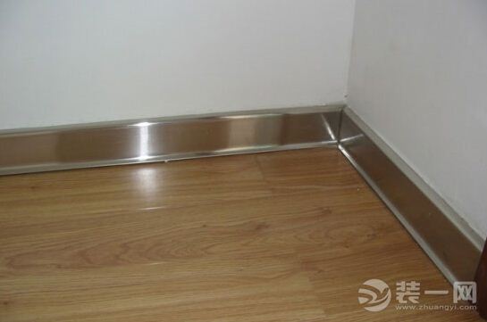 踢脚线种类/选购/安装全攻略 为墙壁穿上美美裙装 水泥砂浆踢脚线